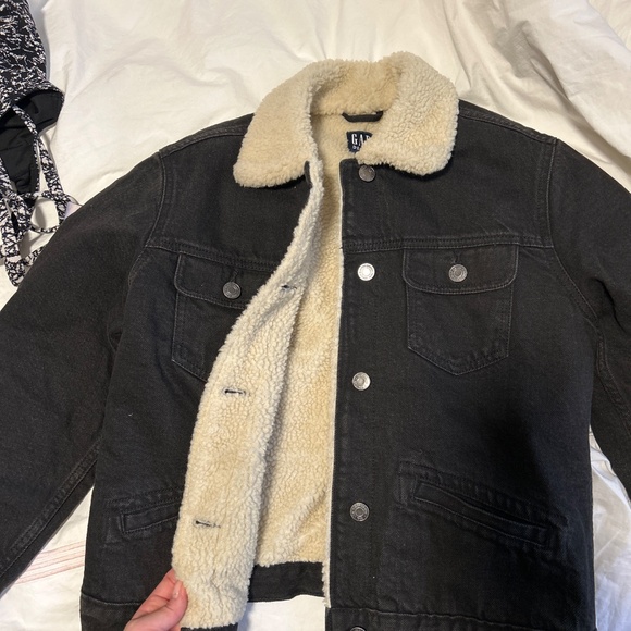 Sherpa lined black denim jacket - Picture 2 of 4